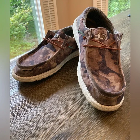 💫Hey Dude Camo Wally Funk💫 - Picture 1 of 7